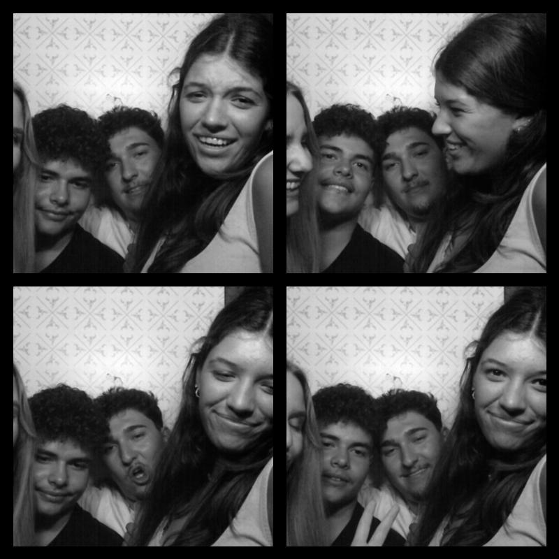 Photomat 16.10.2022 00:05:19