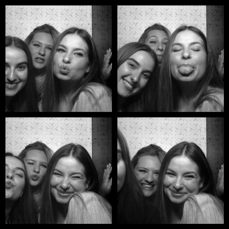 Photomat 22.01.2023 00:09:16