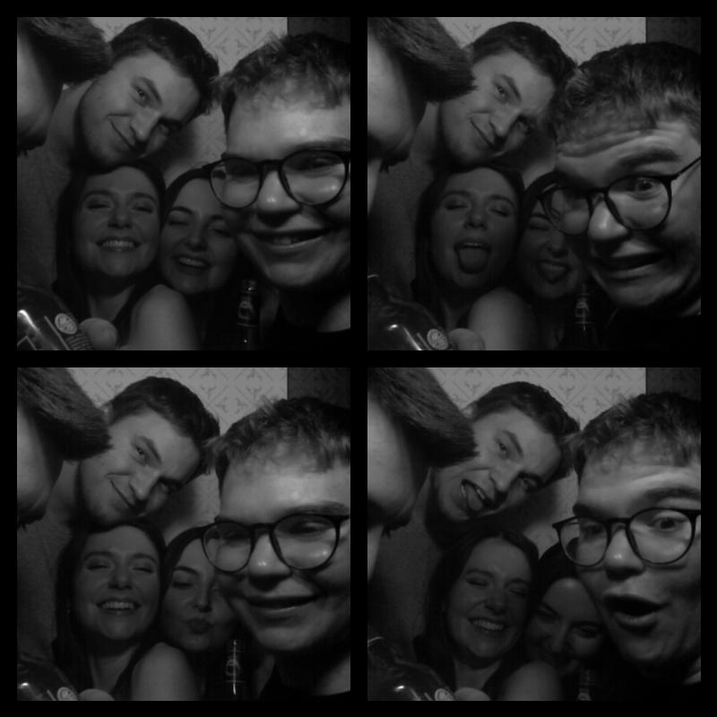 Photomat 22.01.2023 00:37:04