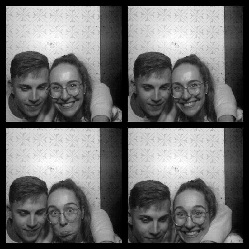 Photomat 09.04.2023 00:01:37