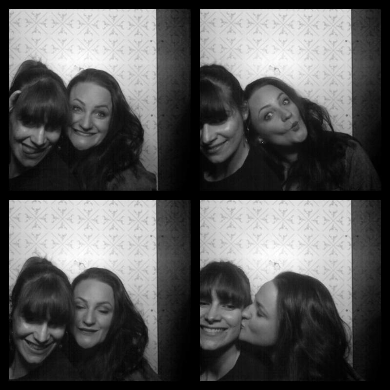 Photomat 09.04.2023 22:14:29