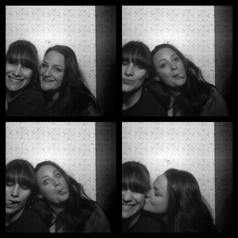 Photomat 09.04.2023 22:15:17