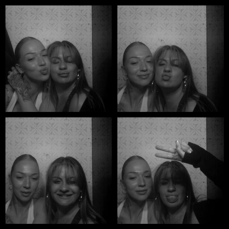 Photomat 09.04.2023 22:19:17
