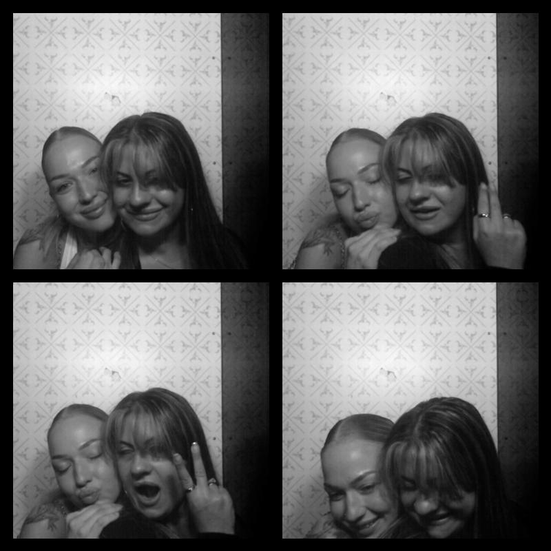 Photomat 09.04.2023 22:21:03