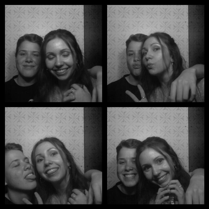 Photomat 09.04.2023 22:36:57
