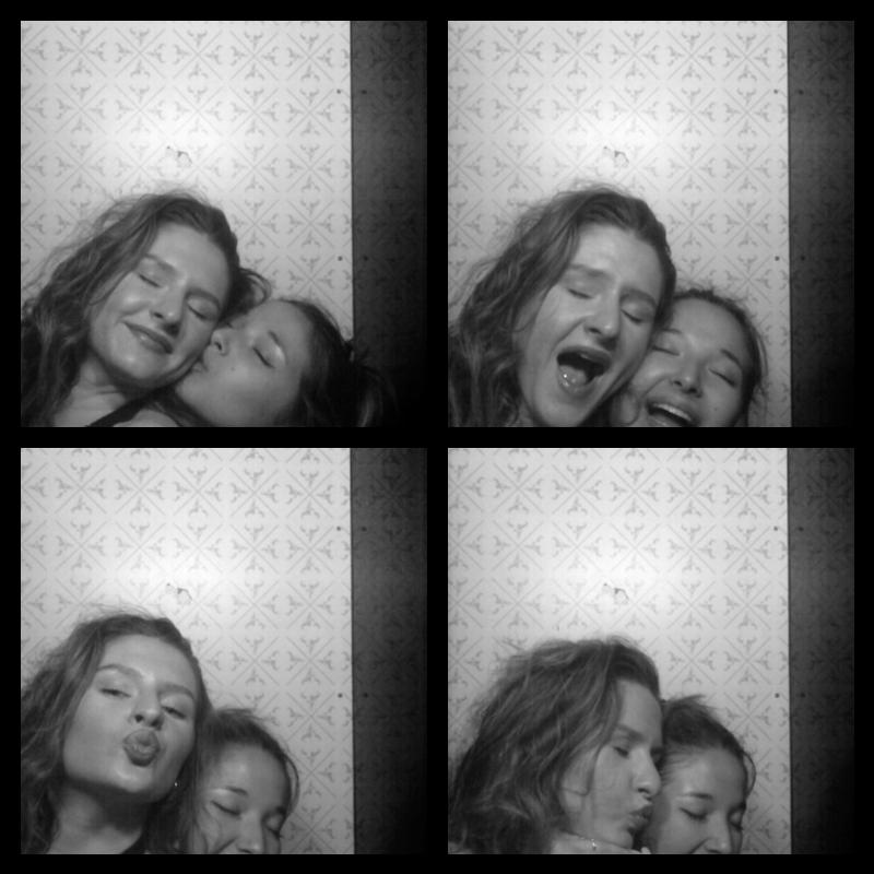 Photomat 15.04.2023 21:07:44