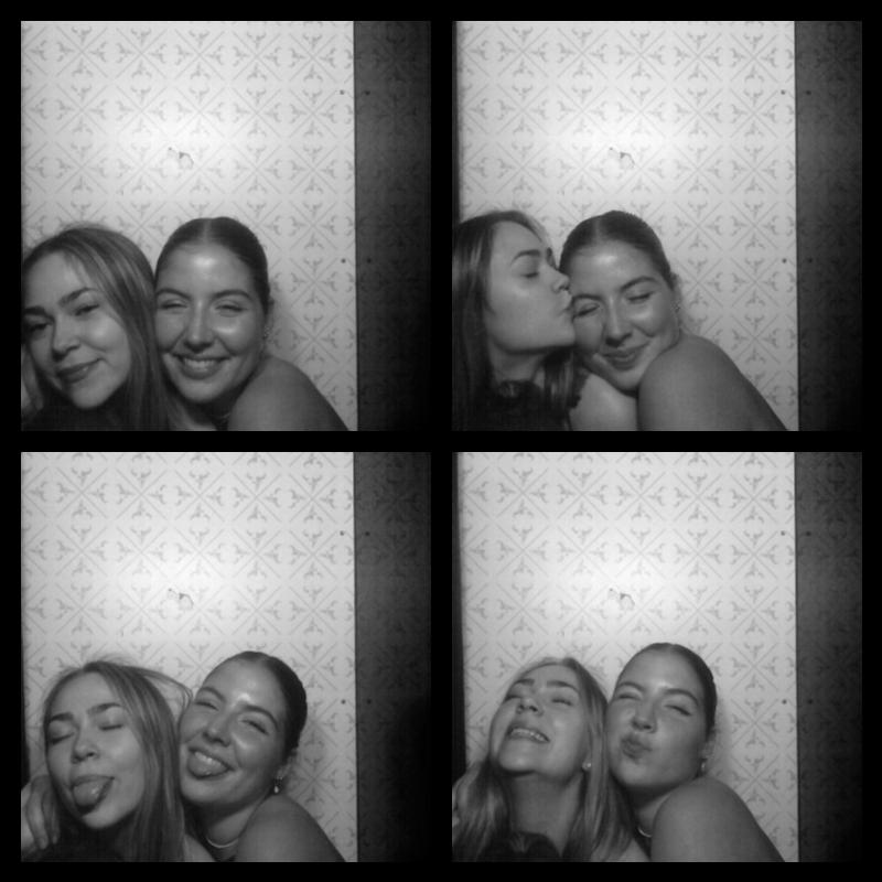 Photomat 15.04.2023 22:56:36