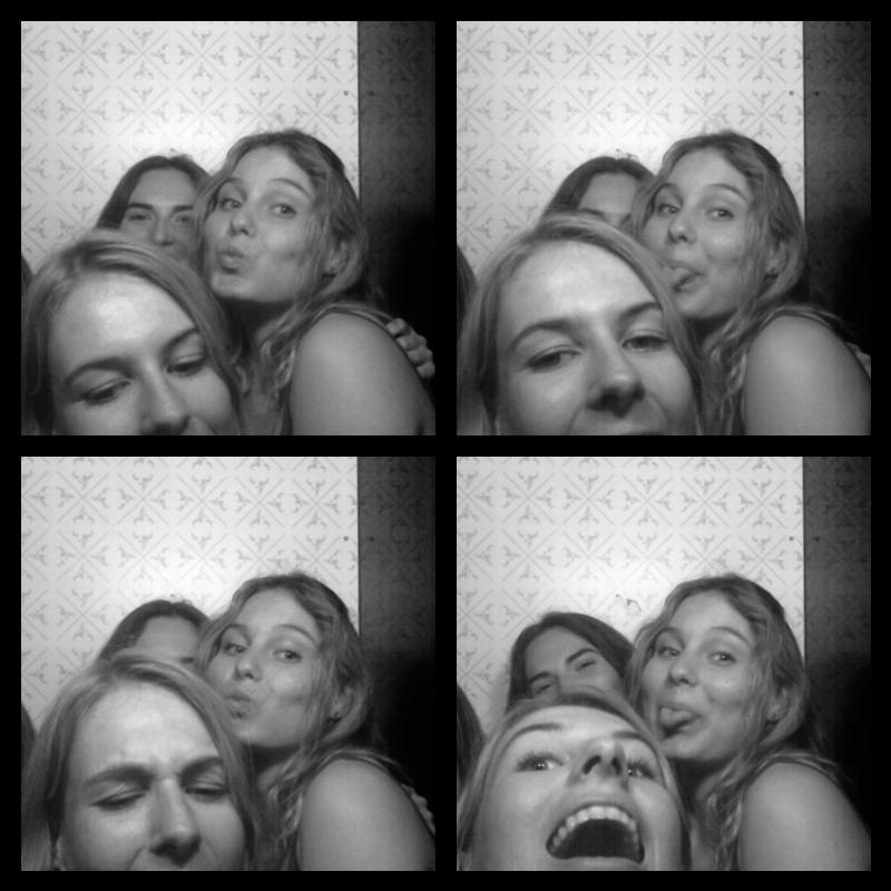 Photomat 15.04.2023 23:06:17
