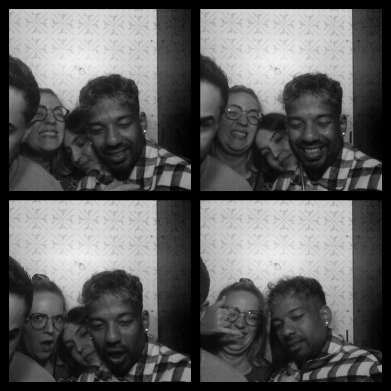 Photomat 15.04.2023 23:26:43