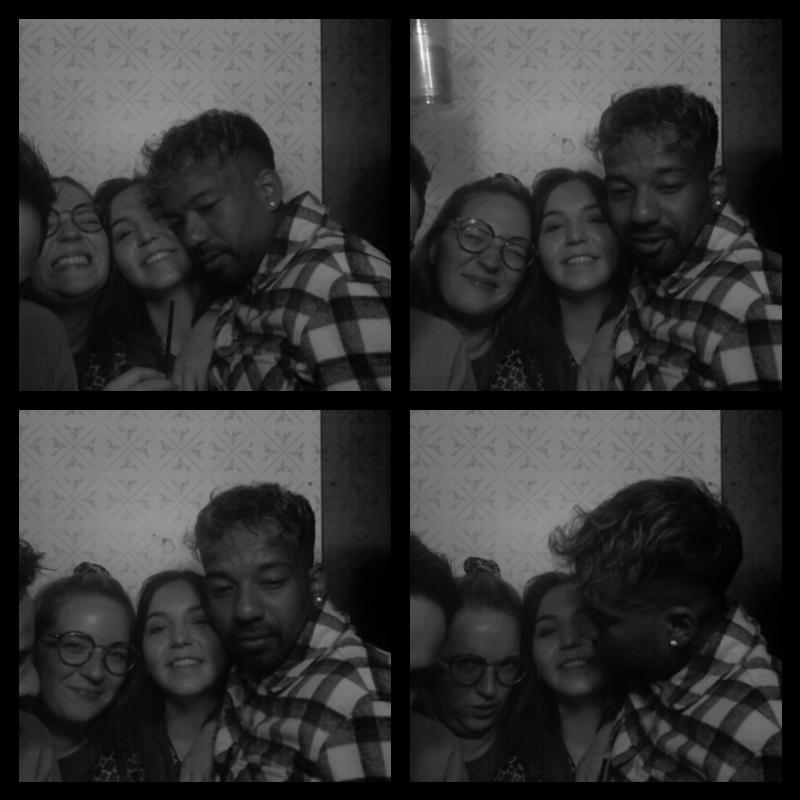 Photomat 15.04.2023 23:27:27