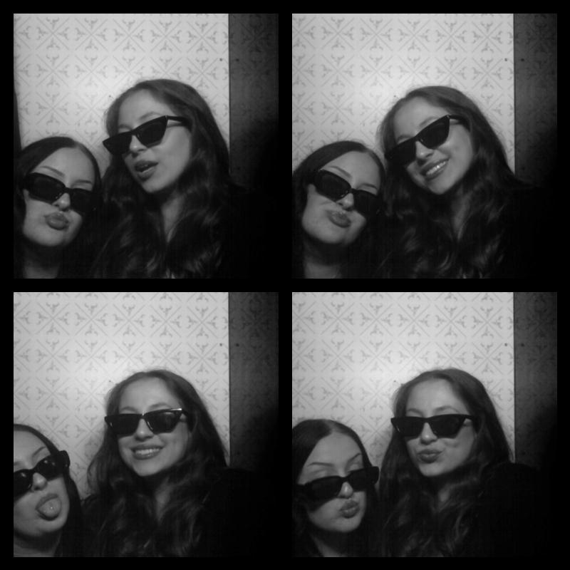 Photomat 15.04.2023 23:30:50