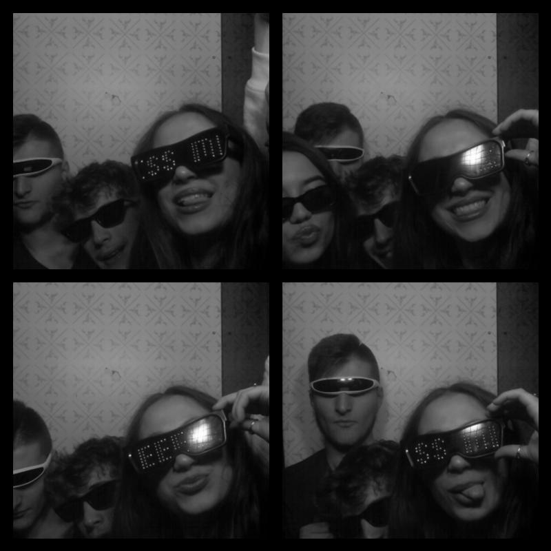 Photomat 15.04.2023 23:37:30