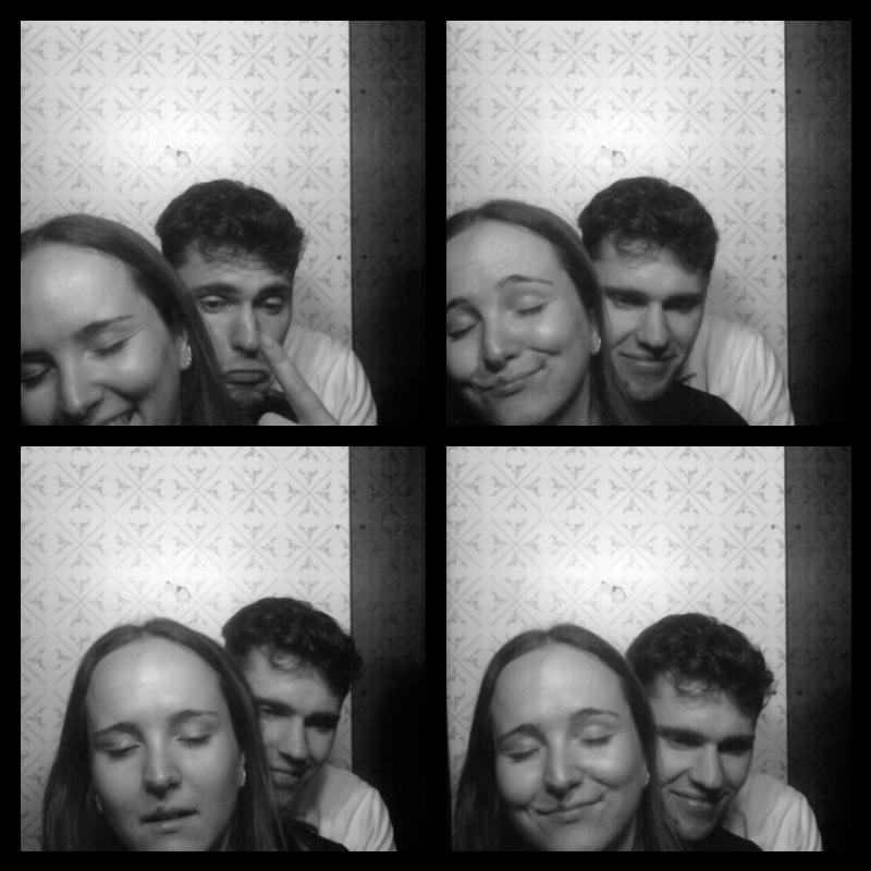 Photomat 15.04.2023 23:51:53