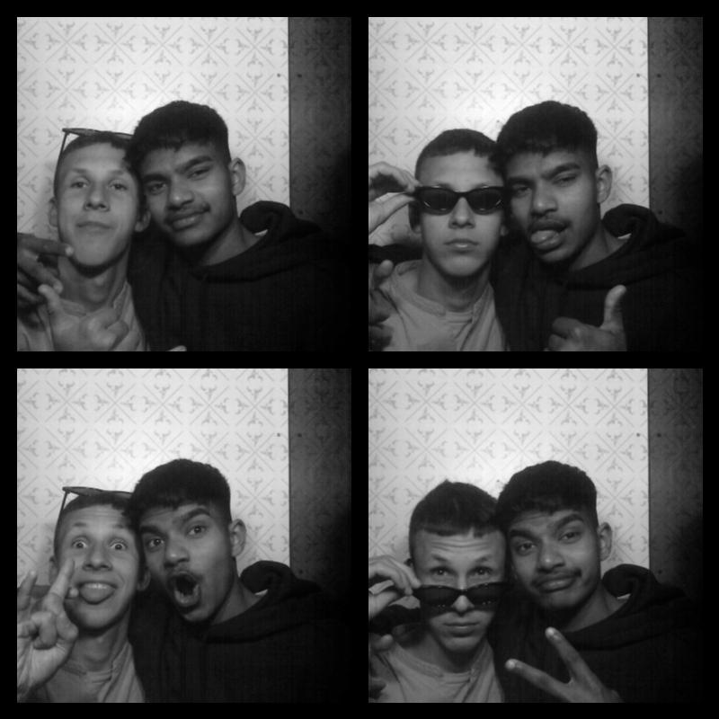 Photomat 15.04.2023 23:56:23
