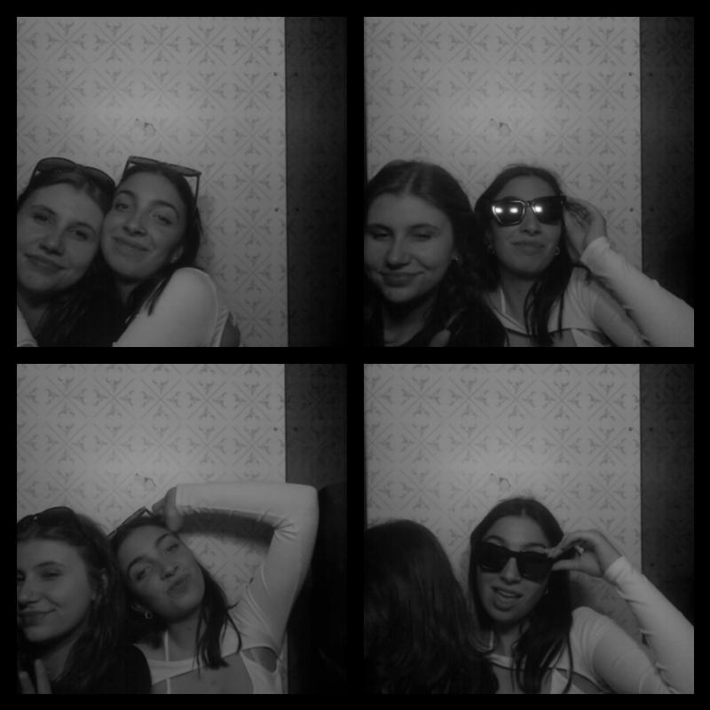 Photomat 16.04.2023 00:16:36