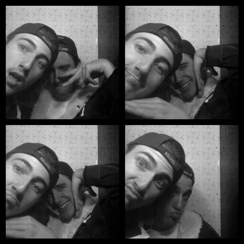 Photomat 16.04.2023 00:28:49