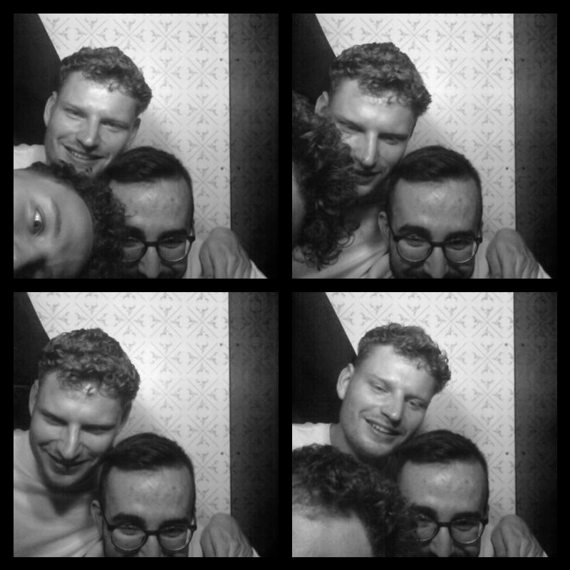 Photomat 16.04.2023 01:04:13