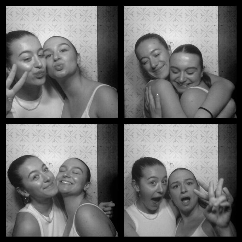 Photomat 22.04.2023 21:06:20