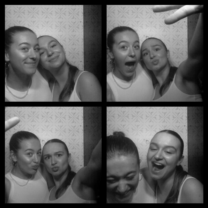 Photomat 22.04.2023 21:07:07
