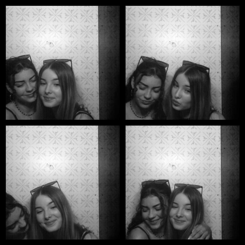 Photomat 22.04.2023 21:16:24