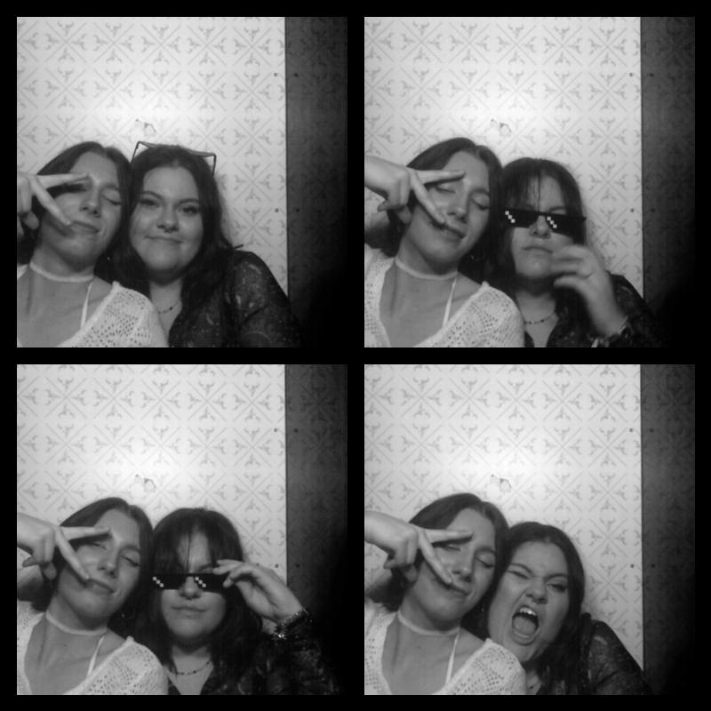 Photomat 22.04.2023 21:37:50