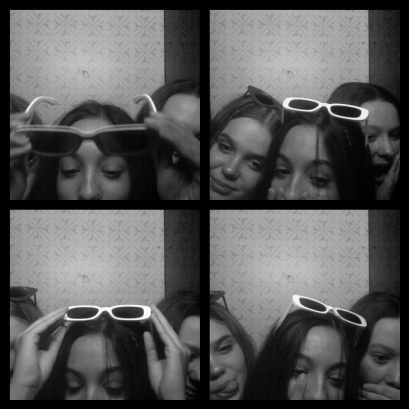 Photomat 22.04.2023 22:49:30