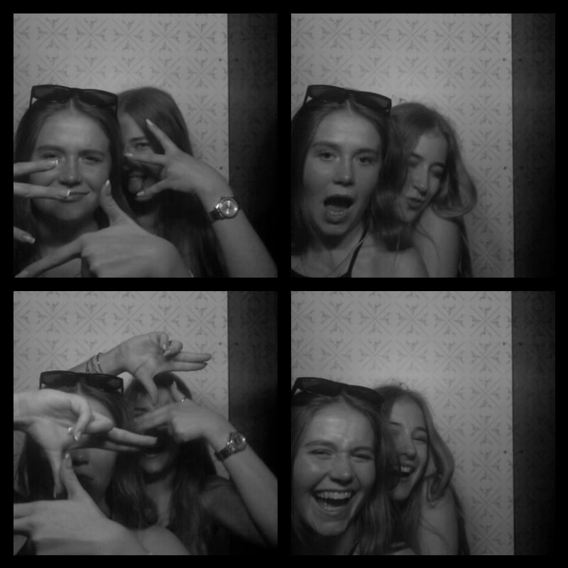 Photomat 22.04.2023 23:08:48