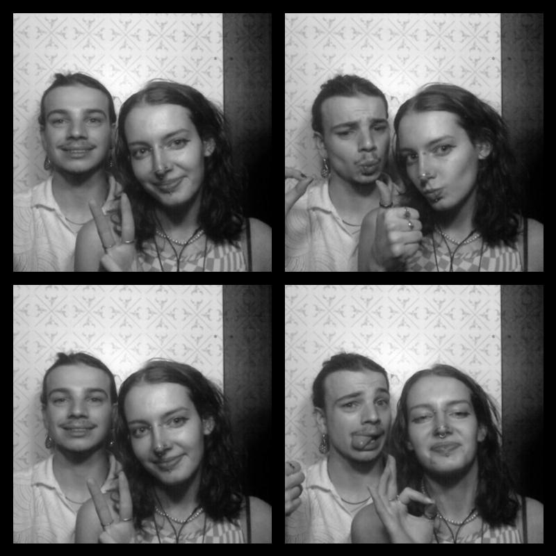 Photomat 22.04.2023 23:17:59