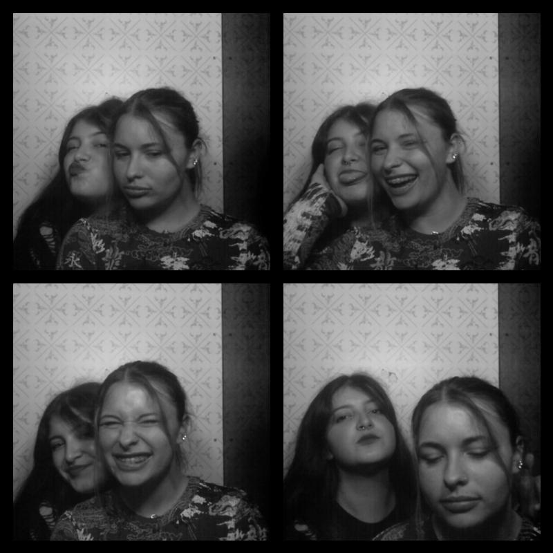 Photomat 23.04.2023 00:02:25