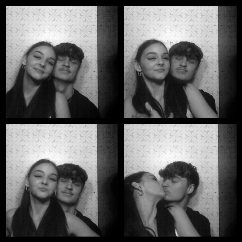 Photomat 23.04.2023 00:06:29