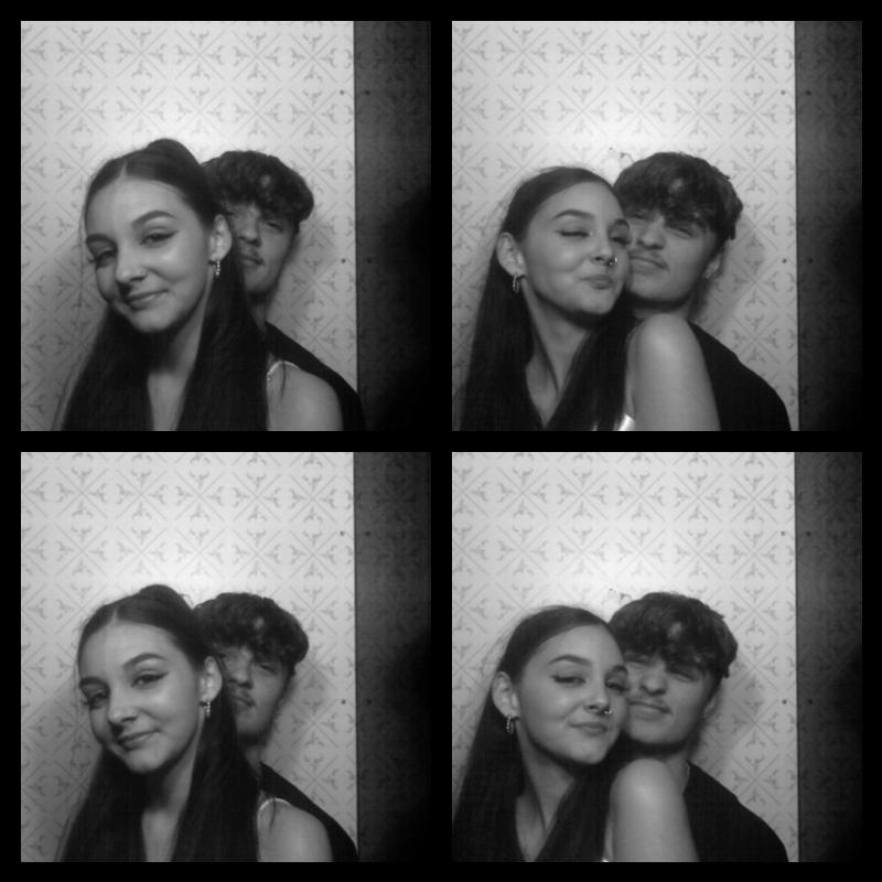 Photomat 23.04.2023 00:07:09