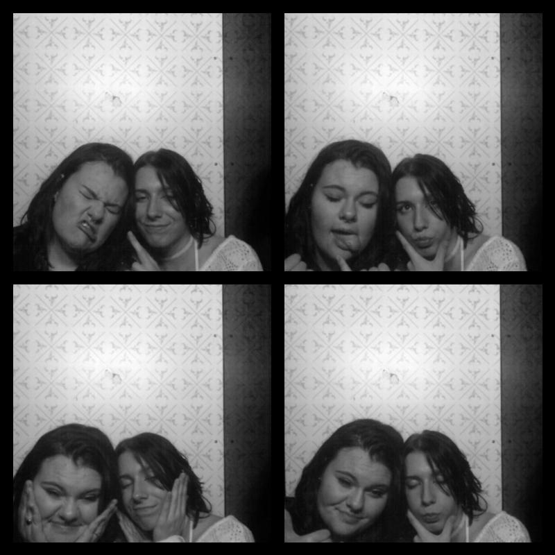 Photomat 23.04.2023 00:38:05