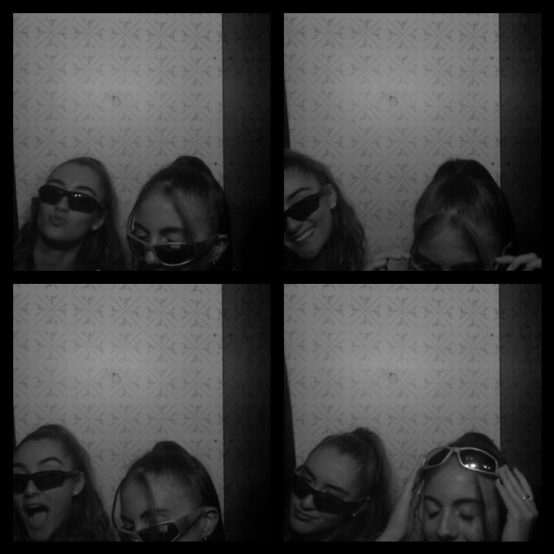 Photomat 23.04.2023 00:41:29