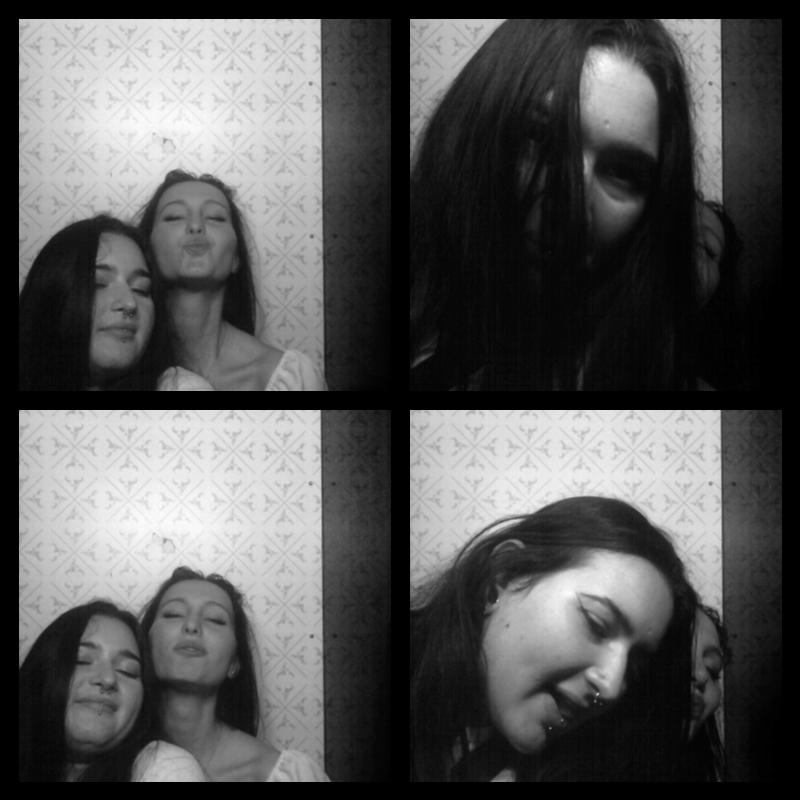 Photomat 23.04.2023 00:51:54