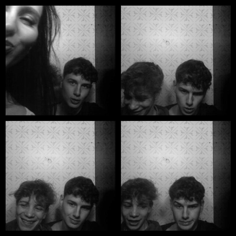 Photomat 23.04.2023 00:56:52