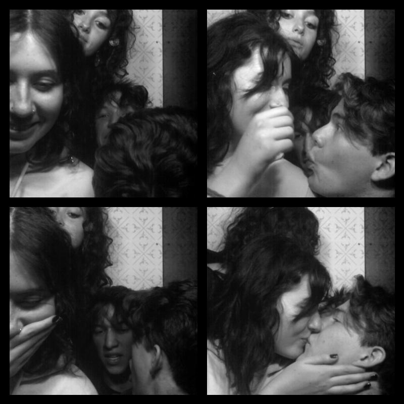 Photomat 23.04.2023 01:01:11