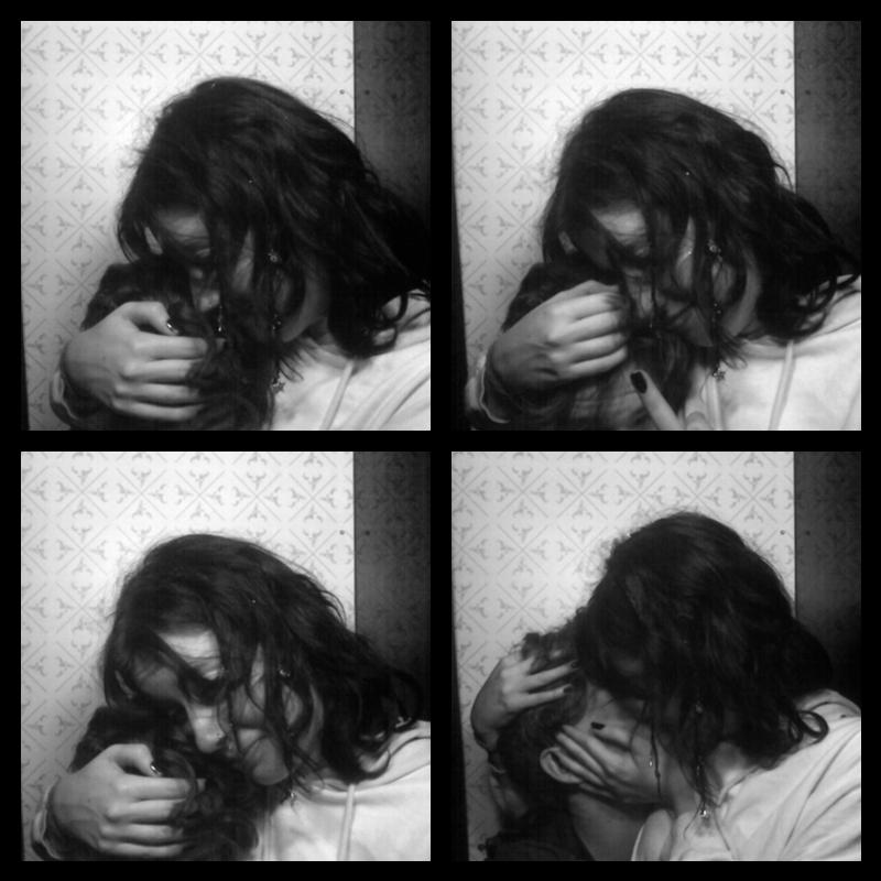 Photomat 23.04.2023 01:04:21