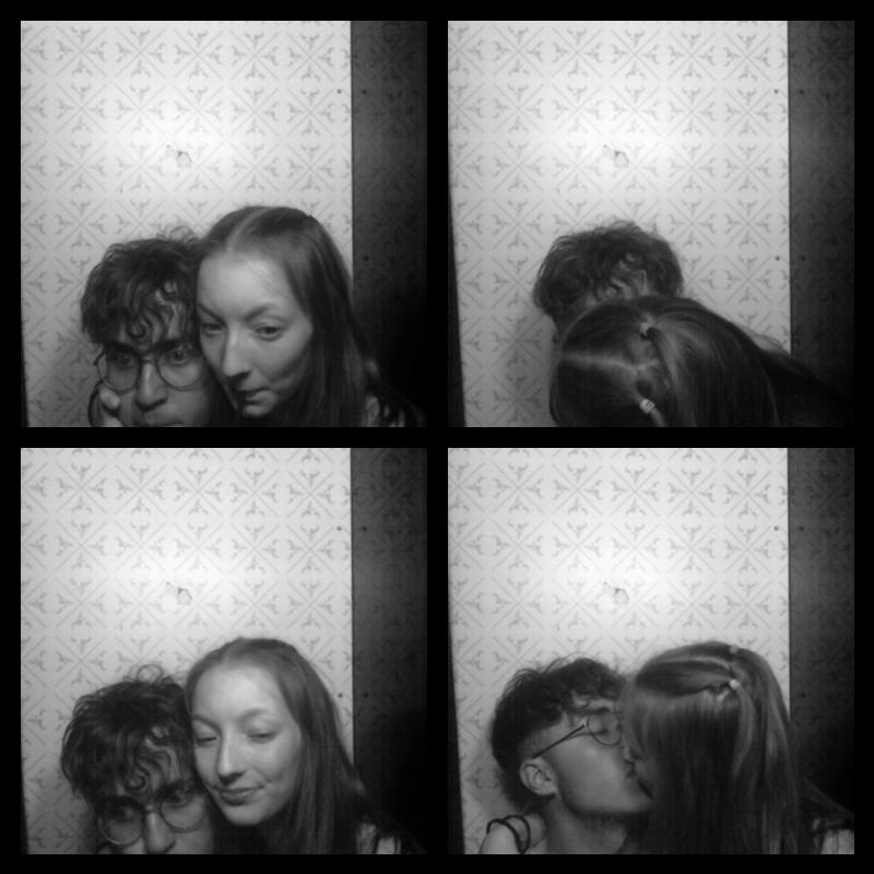 Photomat 23.04.2023 01:12:07