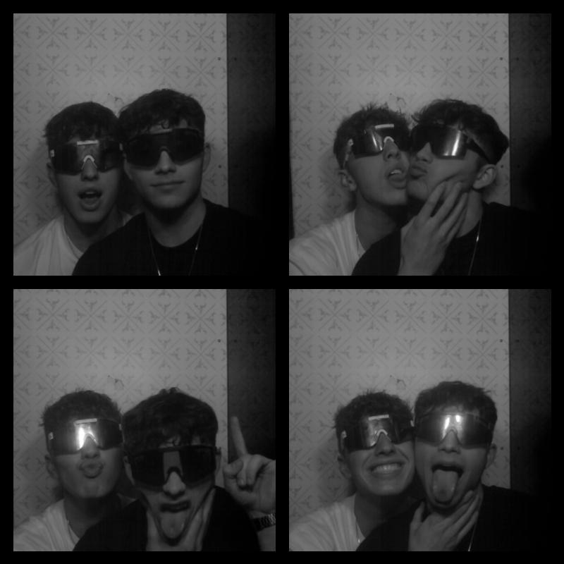 Photomat 23.04.2023 01:25:29