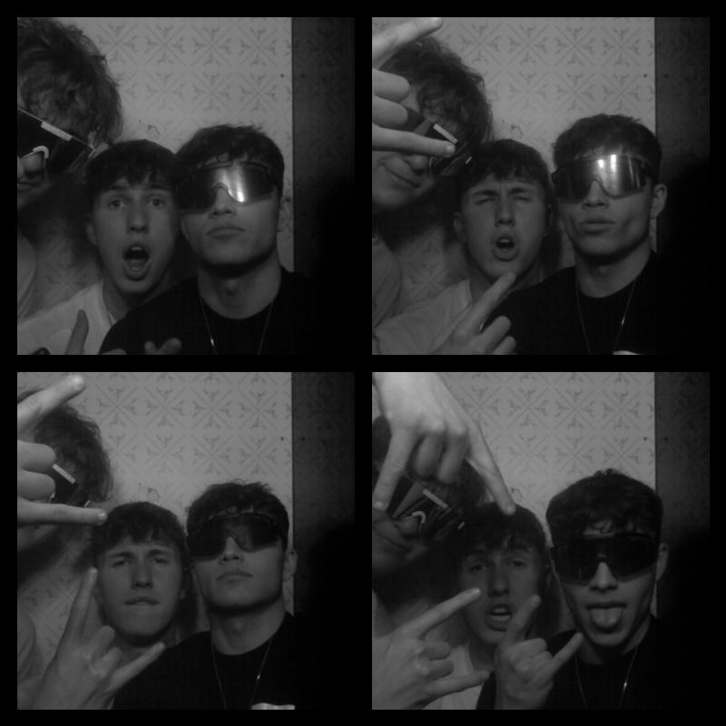 Photomat 23.04.2023 01:27:32