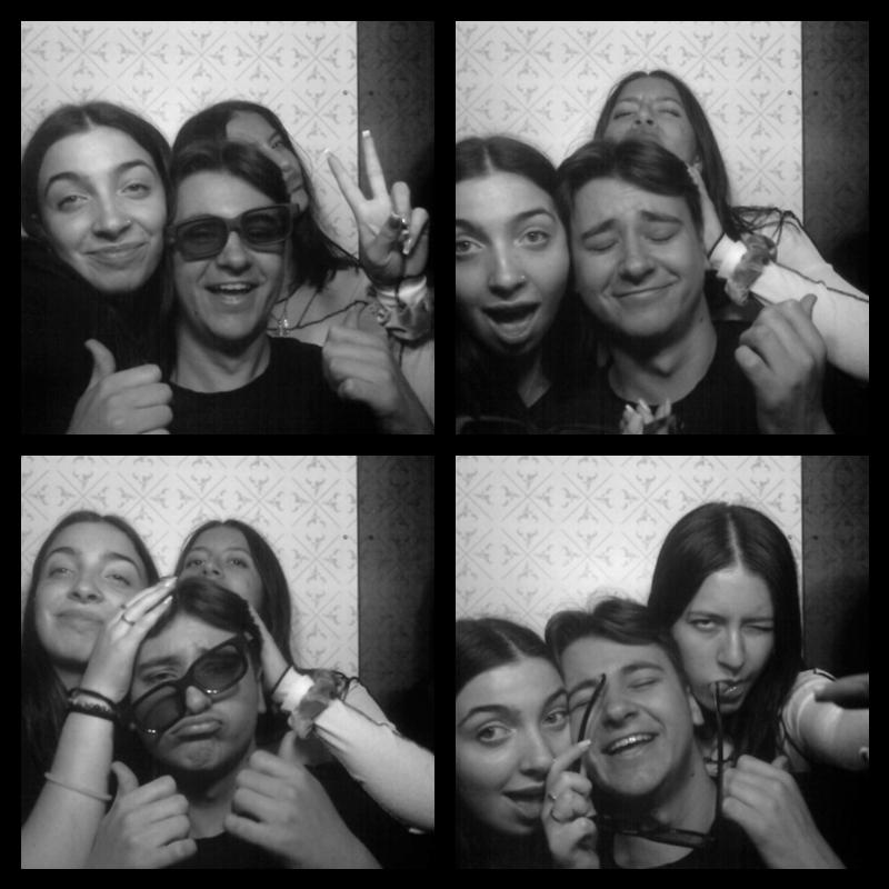 Photomat 23.04.2023 01:30:25