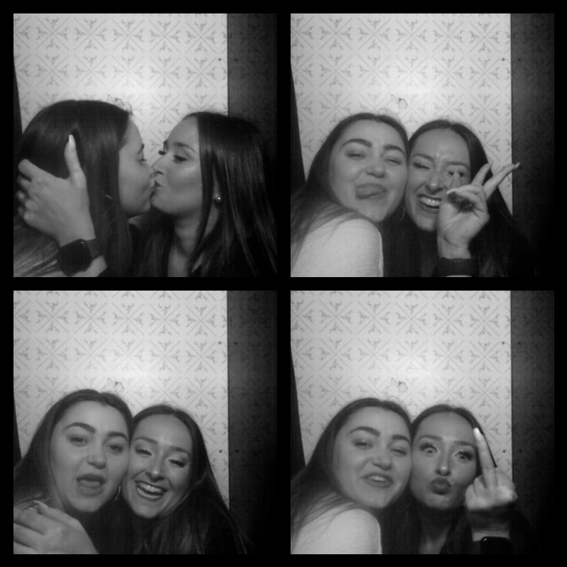 Photomat 17.05.2023 22:59:45