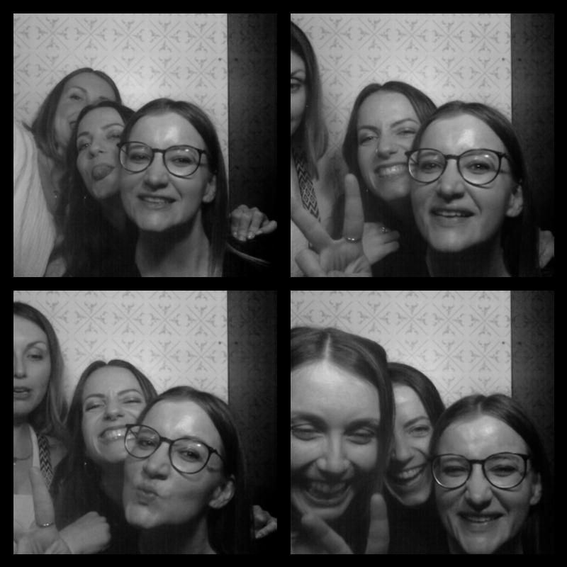 Photomat 17.05.2023 23:13:17