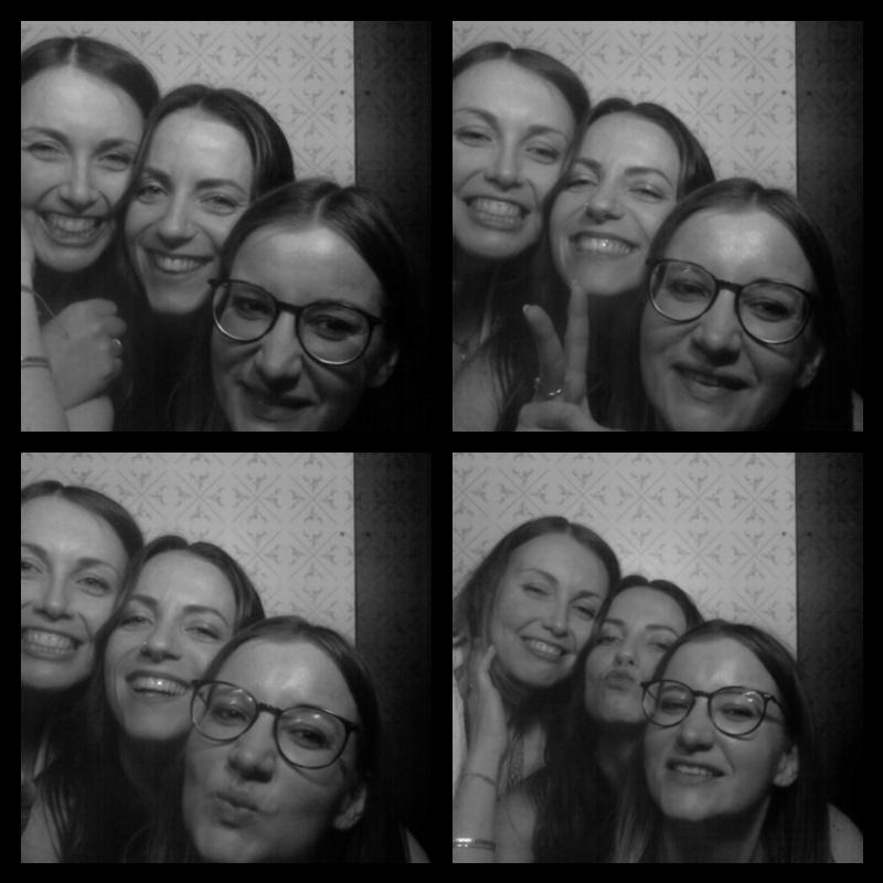 Photomat 17.05.2023 23:14:04