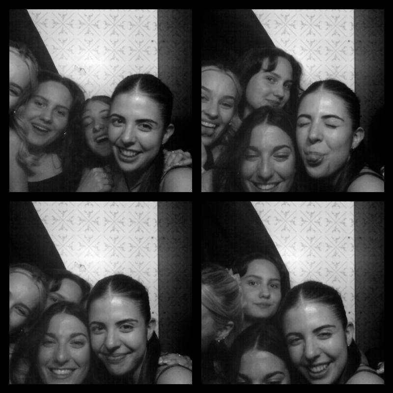 Photomat 17.05.2023 23:18:18