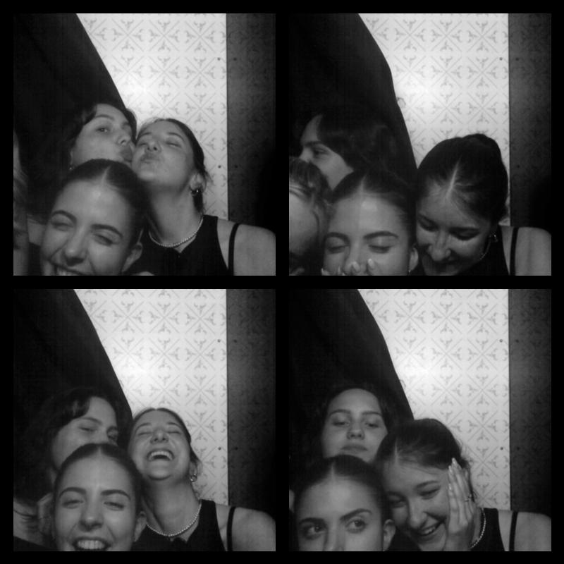 Photomat 17.05.2023 23:18:49
