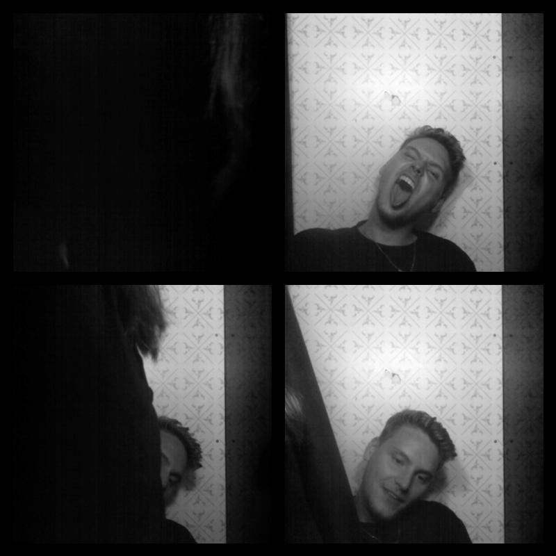 Photomat 17.05.2023 23:33:05