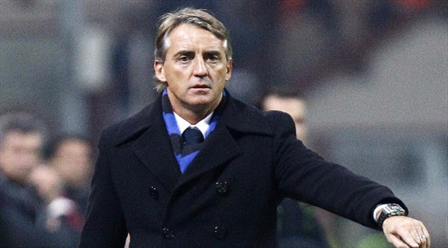 مانشيني: روما يستطيع منافسة يوفنتوس بنجومه.. ونابولي كاد يتوج بطلا لولا رحيل هيجواين