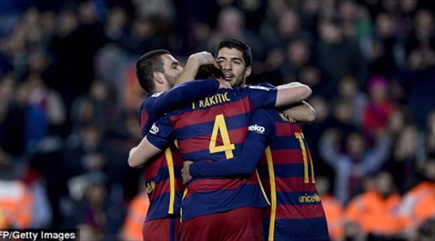 إنريكي يقرر الاستغناء عن 11 لاعب من صفوف برشلونة هذا الصيف