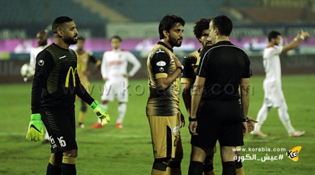 جلسة ودية بين مرتضى منصور ومدافع الزمالك السابق لإنهاء أزمة الـ 6 مليون